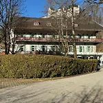 Ciao-aschau Haus Zur Burg Ap233 Julia *